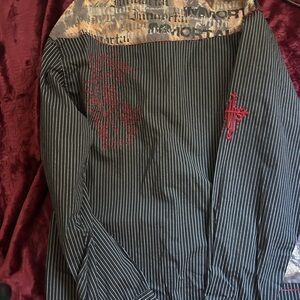 Roar dress shirt in great condition size XL